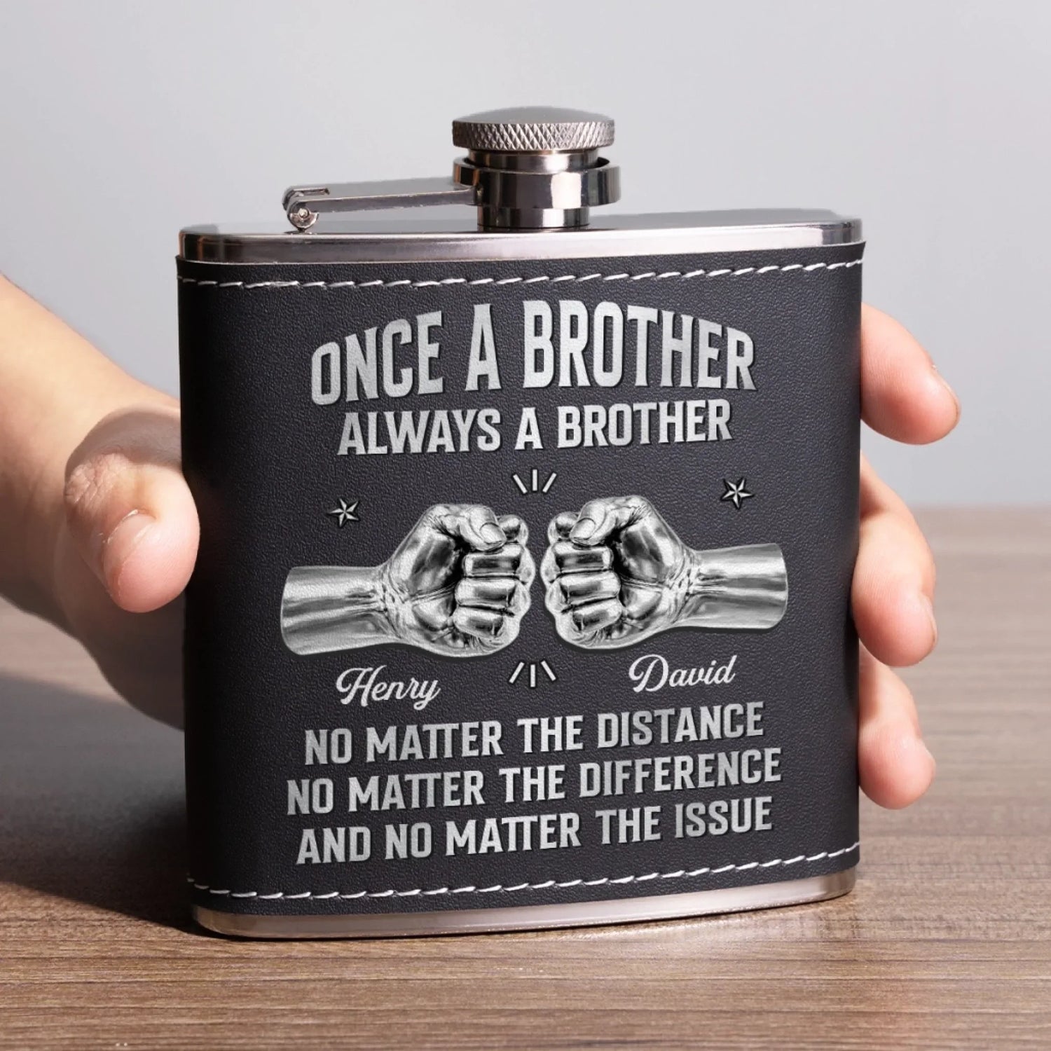 BC-HIP-FLASK-BI-MOCKUP-7-2AADF