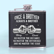 BC-HIP-FLASK-BI-MOCKUP-4-D6E86