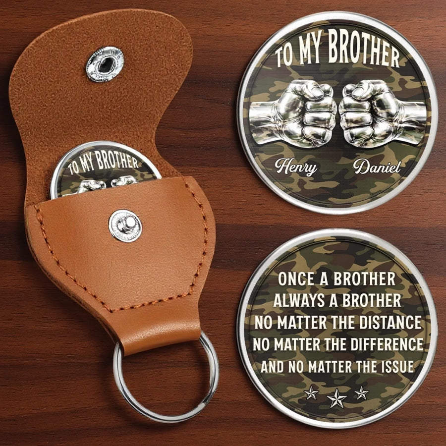 BC-POCKET-HUG-B-MOCKUP-2-8733A