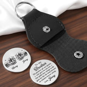 BC-POCKET-HUG-B-MOCKUP-6-32256