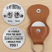 BC-POCKET-HUG-B-MOCKUP-3-94426