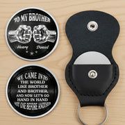 BC-POCKET-HUG-B-MOCKUP-4-18673