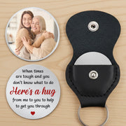 BC-PHOTO-A-HUG--MOCKUP-4-00C1F