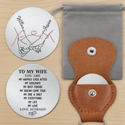 BC-POCKET-HUG-A-MOCKUP-10-F9D2D