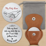 BC-POCKET-HUG-A-MOCKUP-11-AA827