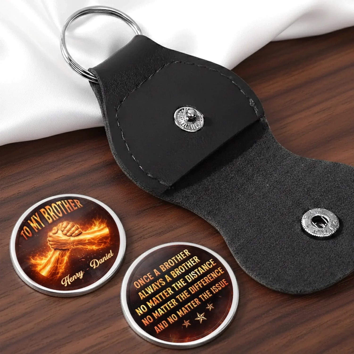 BC-POCKET-HUG-B-MOCKUP-7-F3068
