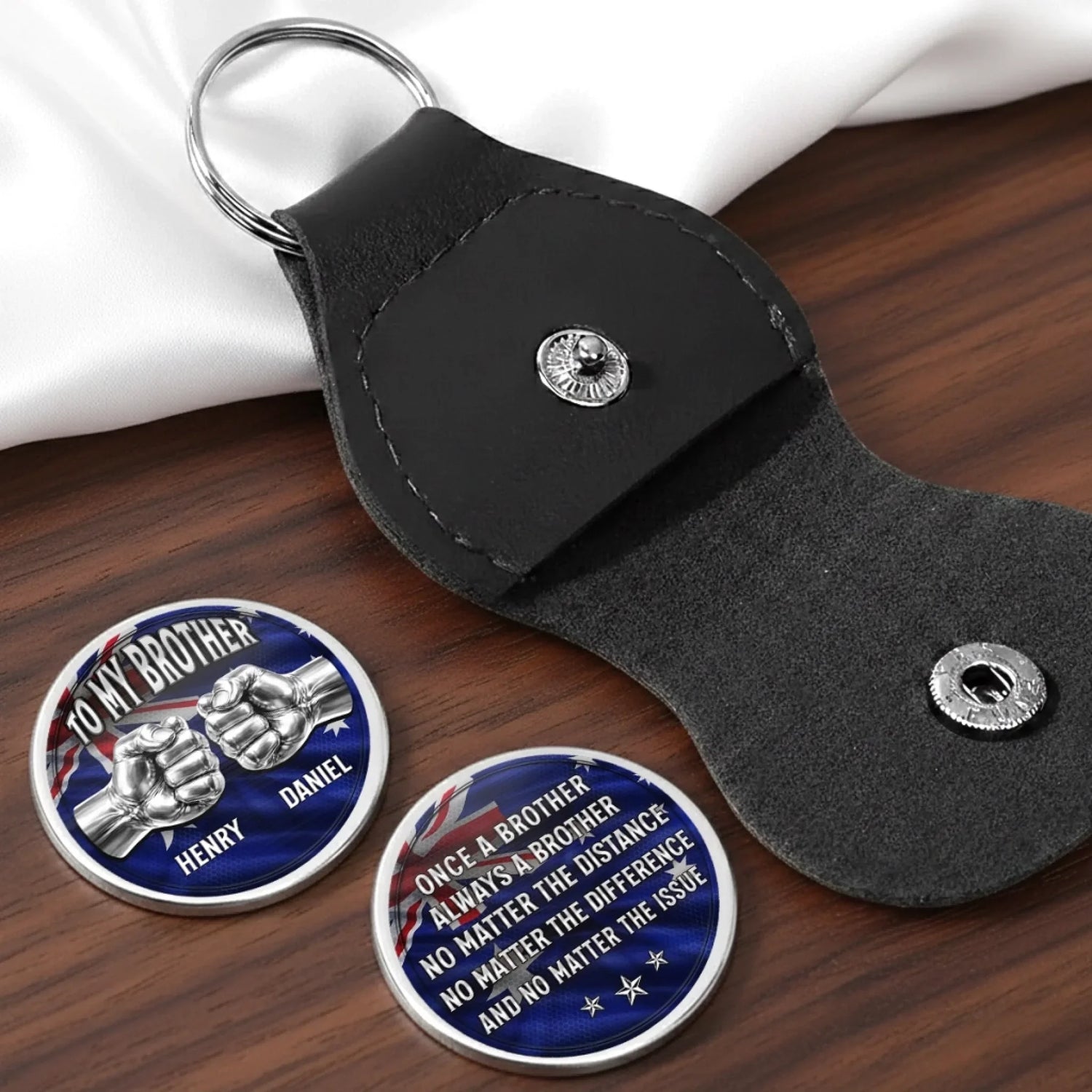 BC-POCKET-HUG-B-MOCKUP-9-C91D7