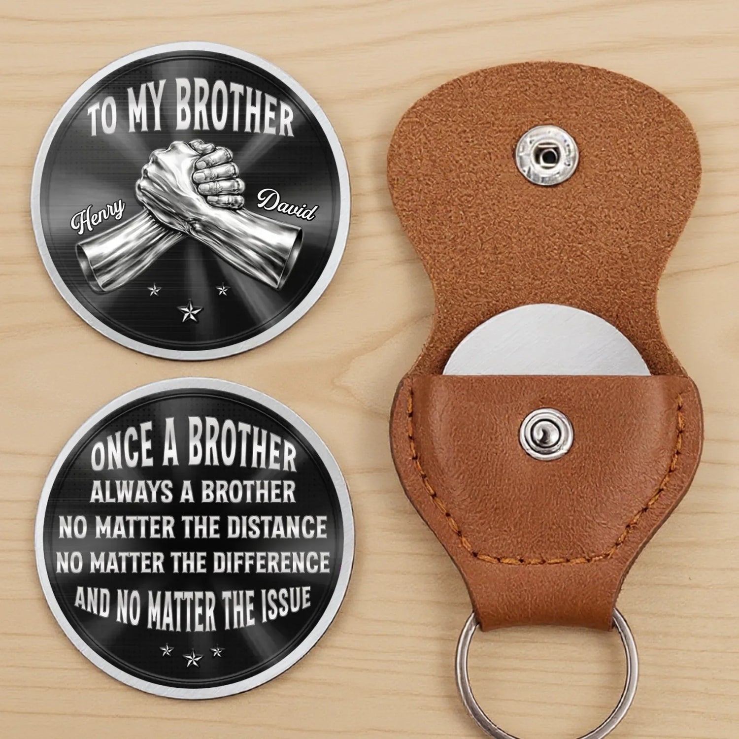 BC-POCKET-HUG-B-MOCKUP-4-18C83