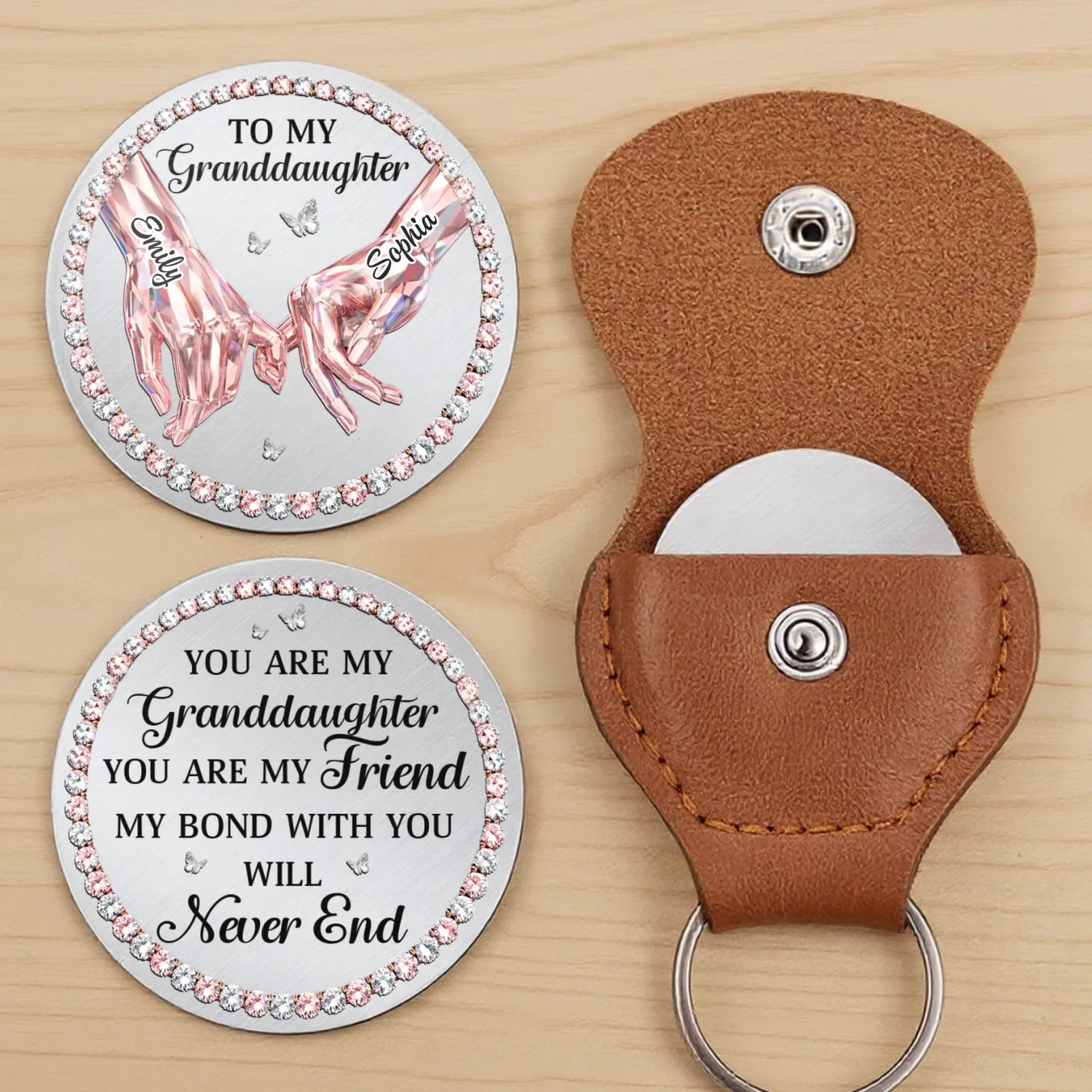 BC-POCKET-HUG-B-MOCKUP-4-1D337