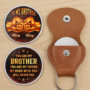 BC-POCKET-HUG-B-MOCKUP-4-5C1C3