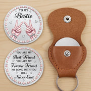 BC-POCKET-HUG-B-MOCKUP-4-A915D