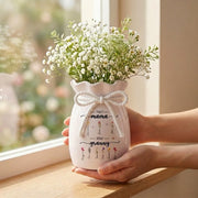 BC-FLOWER-VASE--MOCKUP-3-136DB