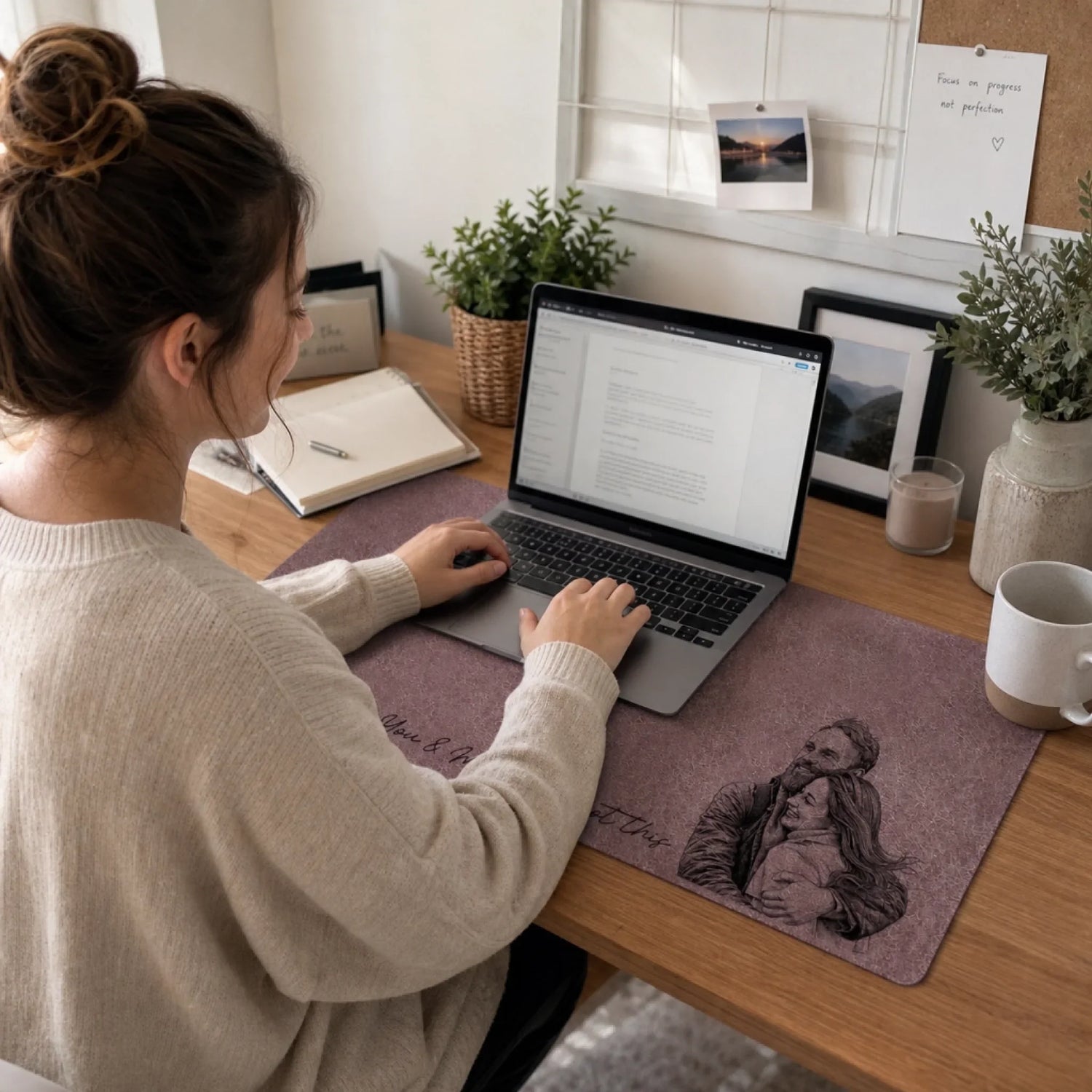 BC-PHOTO-DESK-M-MOCKUP-7-AC80A