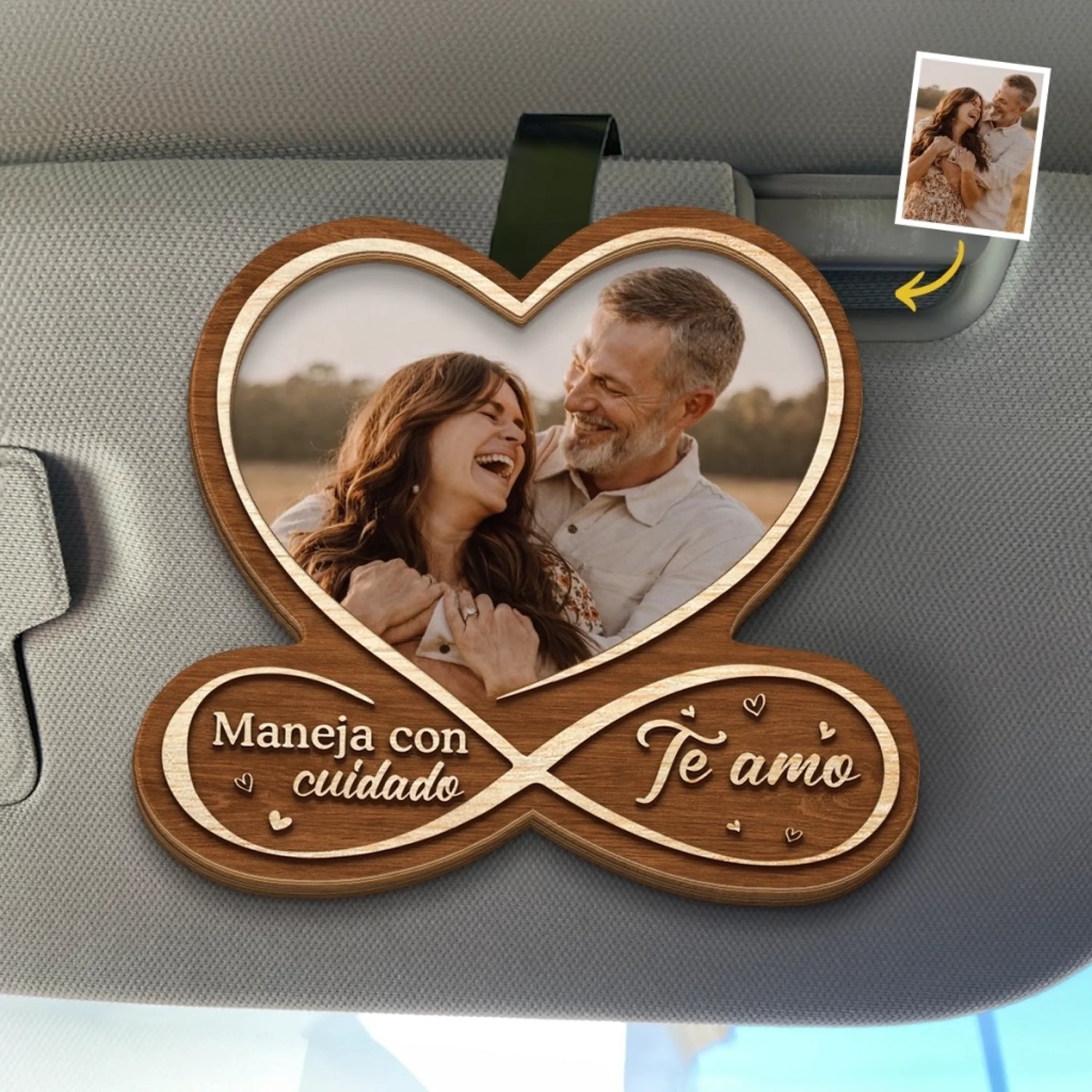 BC-CLIP-PERSONA-MOCKUP-1-5511F