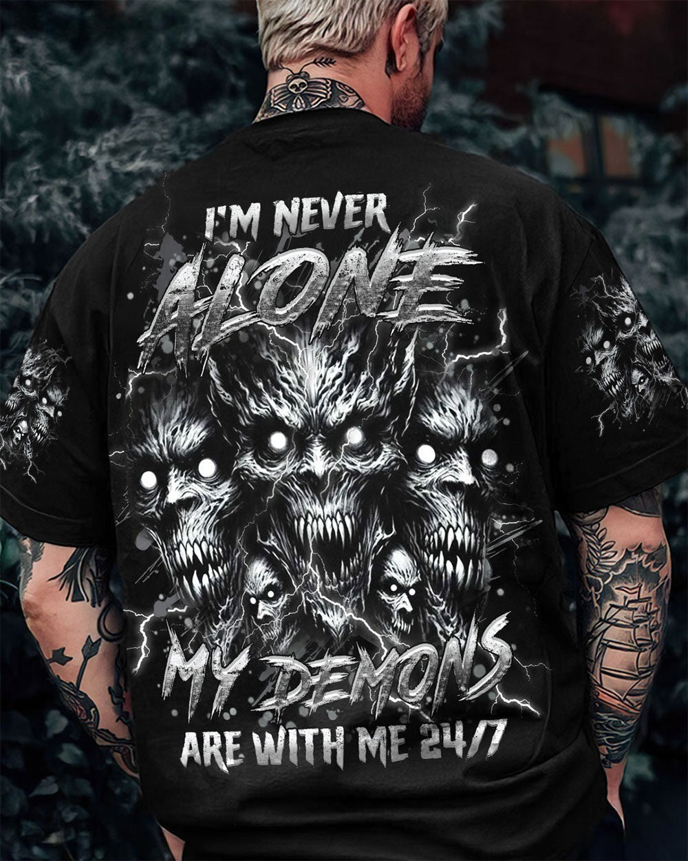 BLISSCORNERS I'M NEVER ALONE SKULL DEMON ALL OVER PRINT