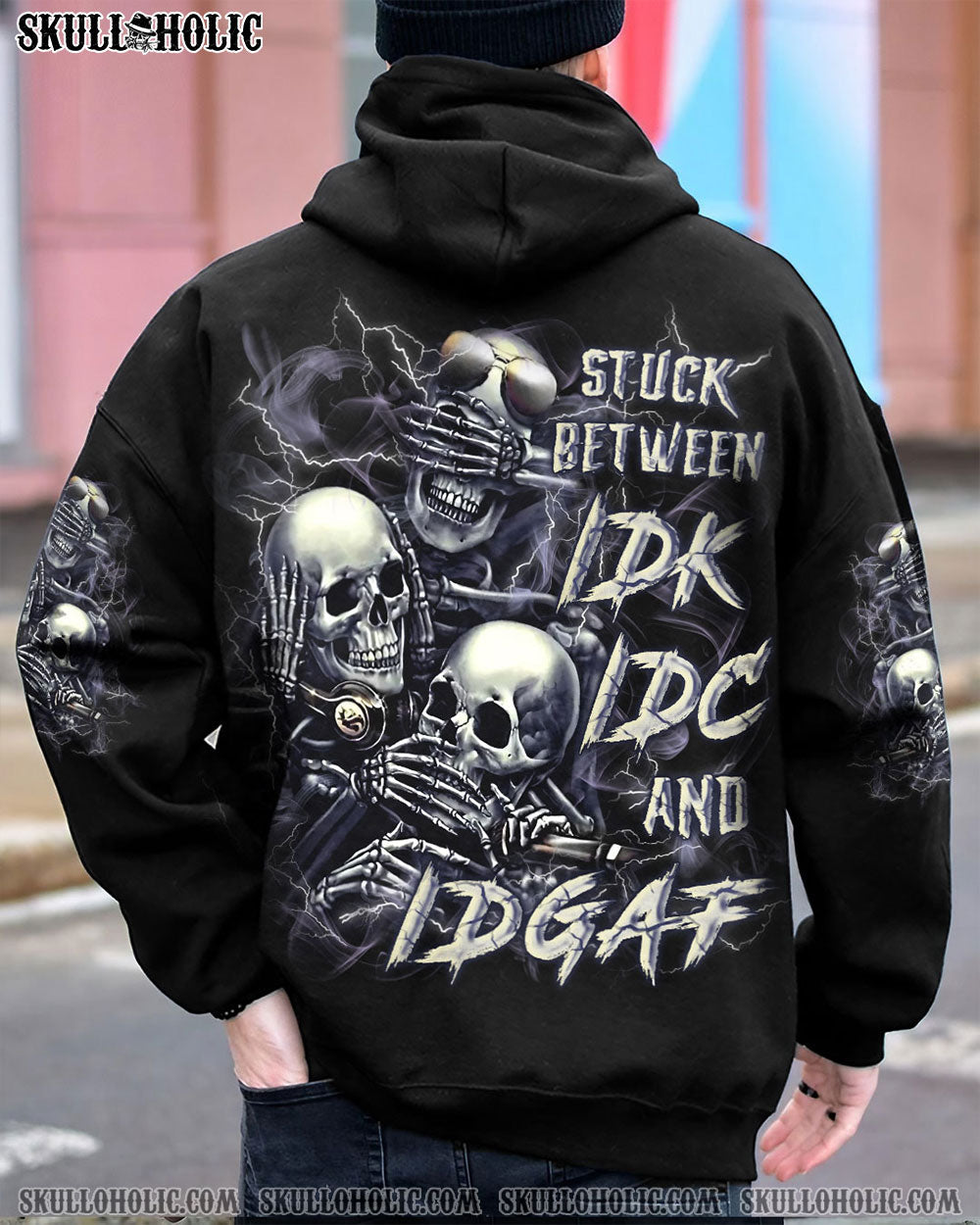BLISSCORNERS STUCK BETWEEN IDK IDC AND IDGAF ALL OVER PRINT