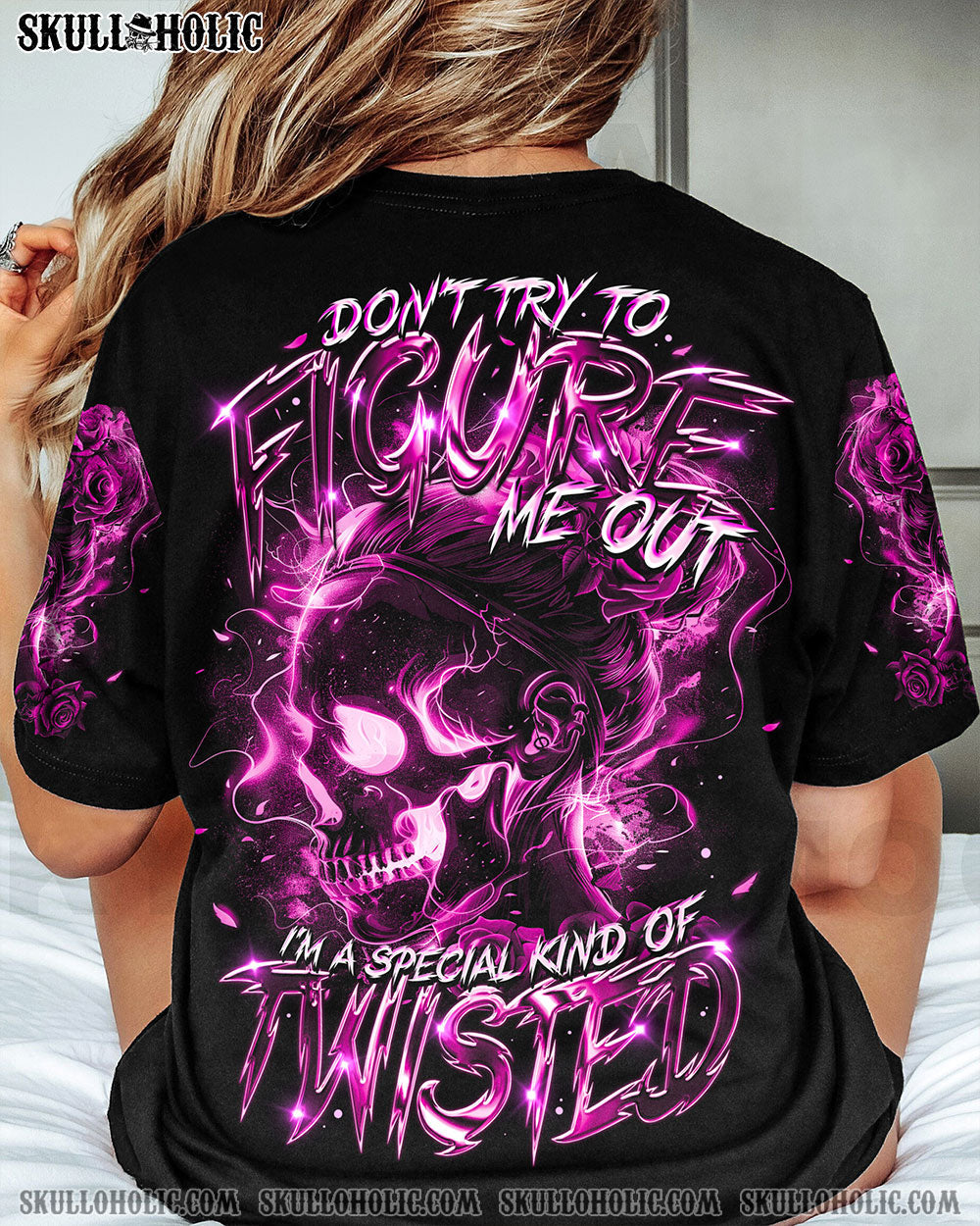 BLISSCORNERS THE GOOD GIRL IN ME MESSY BUN PURPLE ALL OVER PRINT