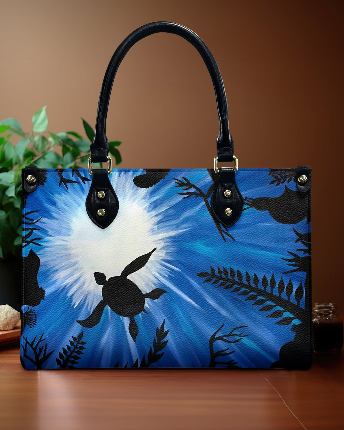 BLISSCORNERS TURLTE IN OCEAN LEATHER HANDBAG