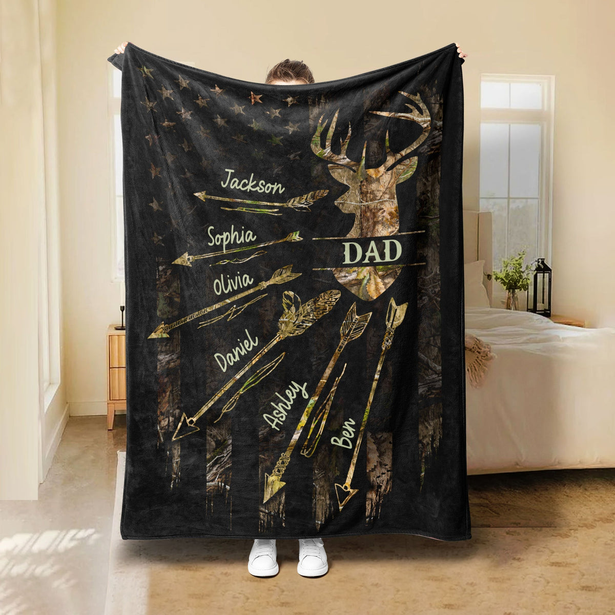 Blisscorners Personalized Hunting Dad Blanket, Custom Kids Names Soft Cozy Sherpa Fleece Throw Blankets, Deer Hunting, Fathers Day Gift for Dad, Grandpa LM1711