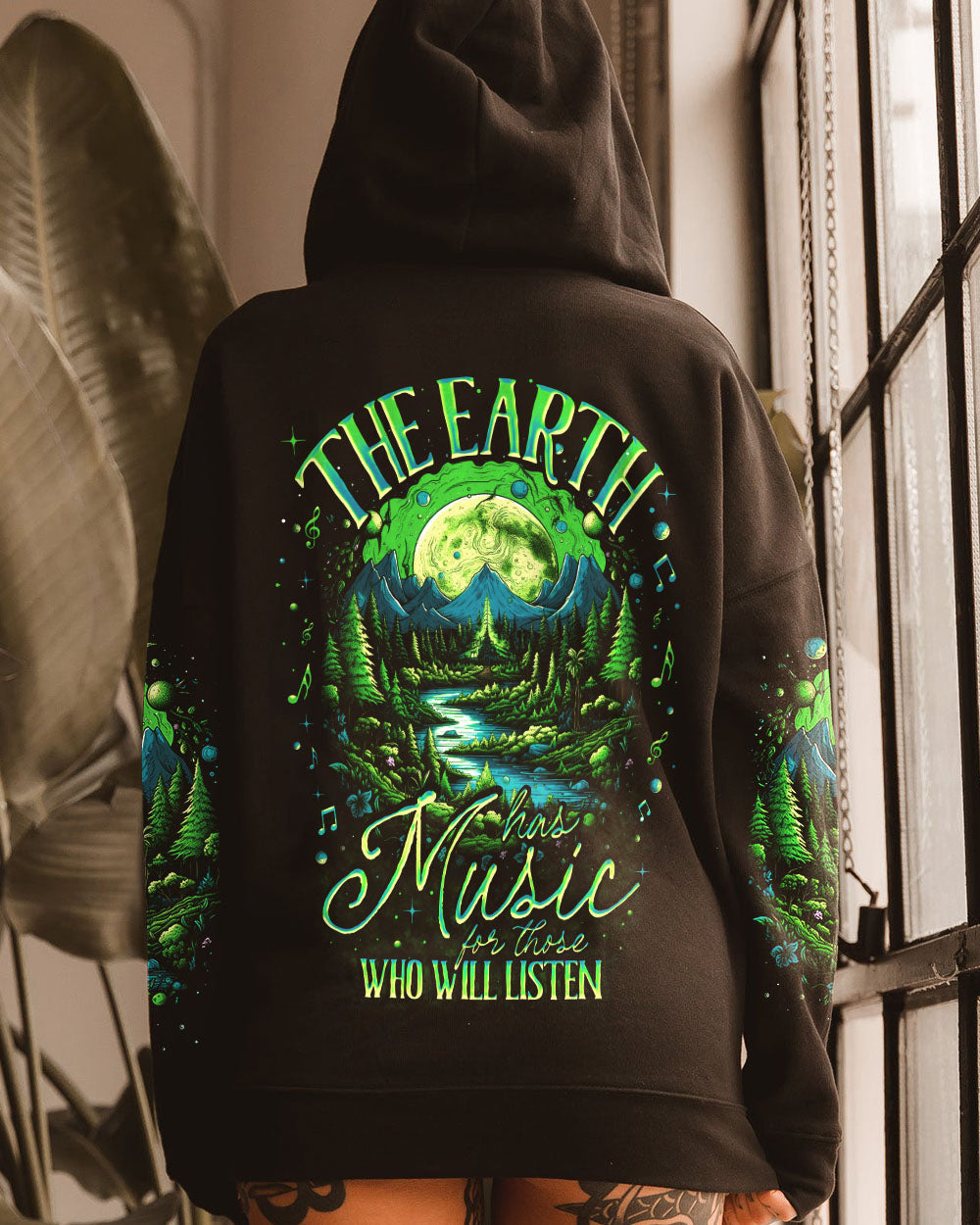 BLISSCORNERS THE EARTH HAS MUSIC ALL OVER PRINT