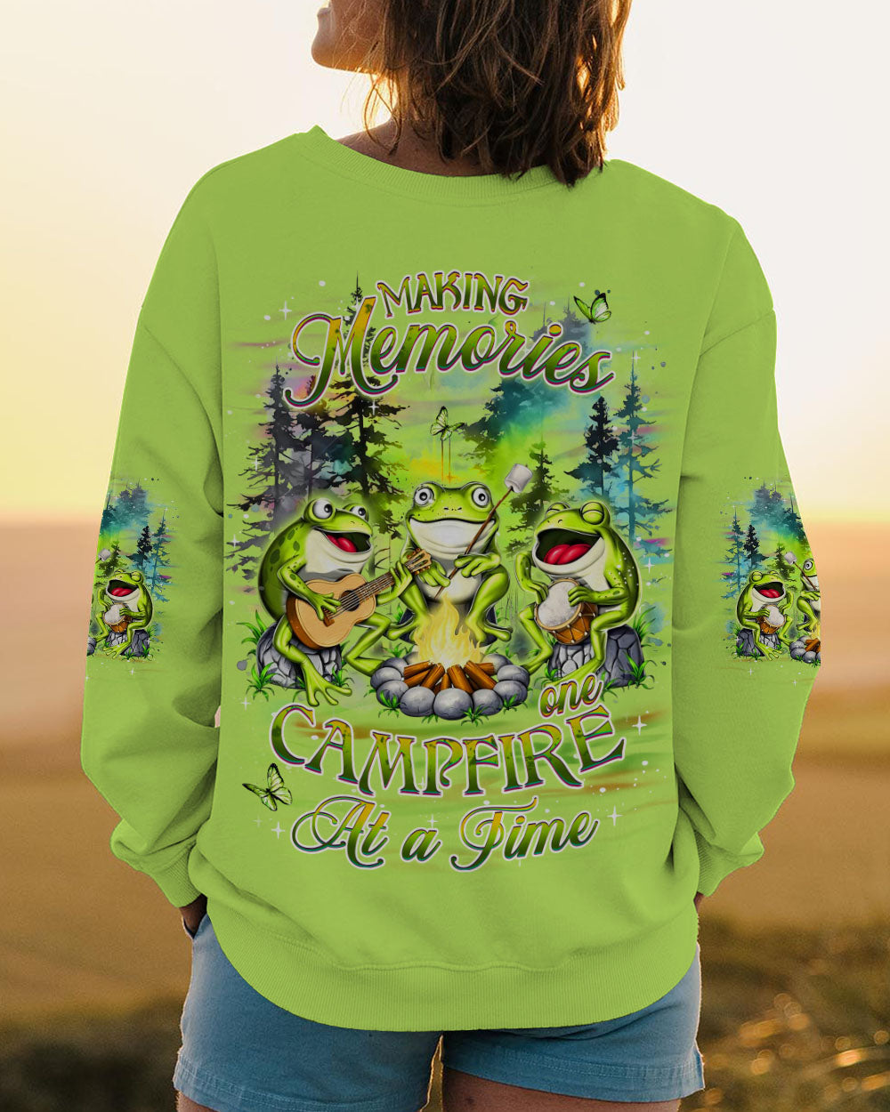 BLISSCORNERS MAKING MEMORIES ONE CAMPFIRE AT A TIME FROG ALL OVER PRINT
