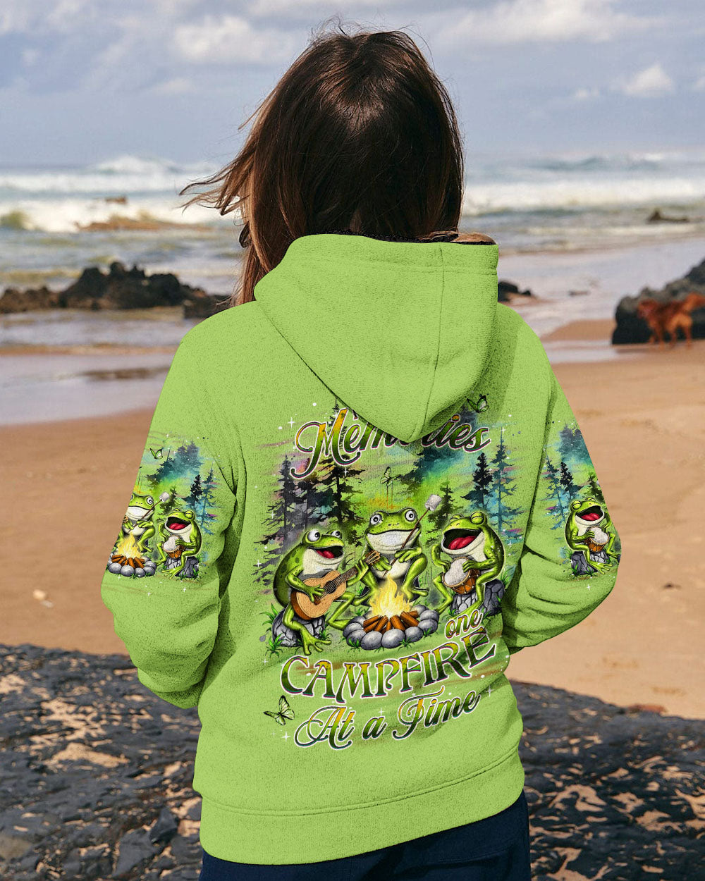 BLISSCORNERS MAKING MEMORIES ONE CAMPFIRE AT A TIME FROG ALL OVER PRINT