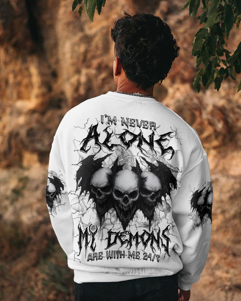 BLISSCORNERS I'M NEVER ALONE SKULL DEMON ALL OVER PRINT