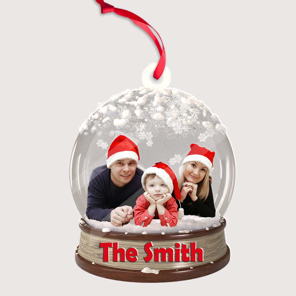 Blisscorners Merry Christmas Family Ball- Custom Photo And Family Name, Personalized Acrylic Ornament - Gift For Christmas2D Flat LM2111