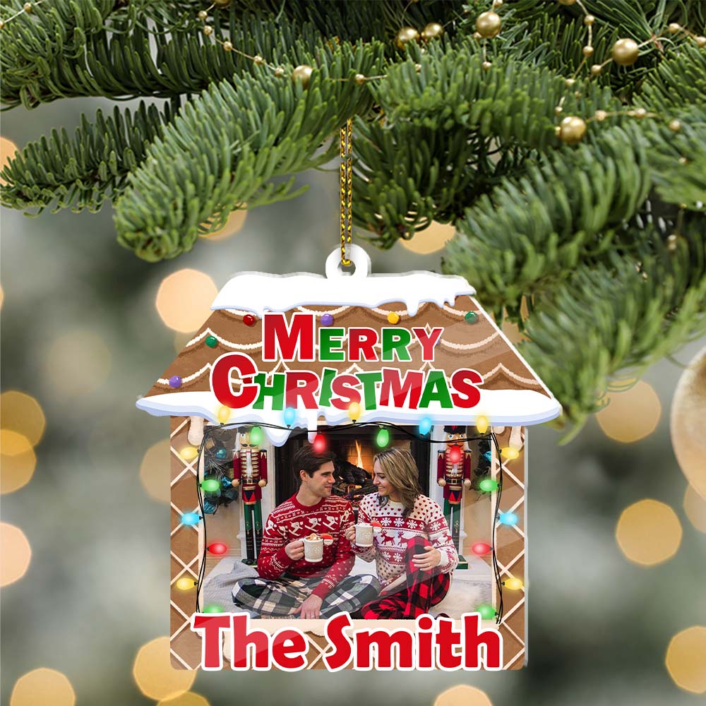 Blisscorners Merry Christmas Family - Custom Photo And Family Name, Personalized Acrylic Ornament - Gift For Christmas2D Flat LM2111