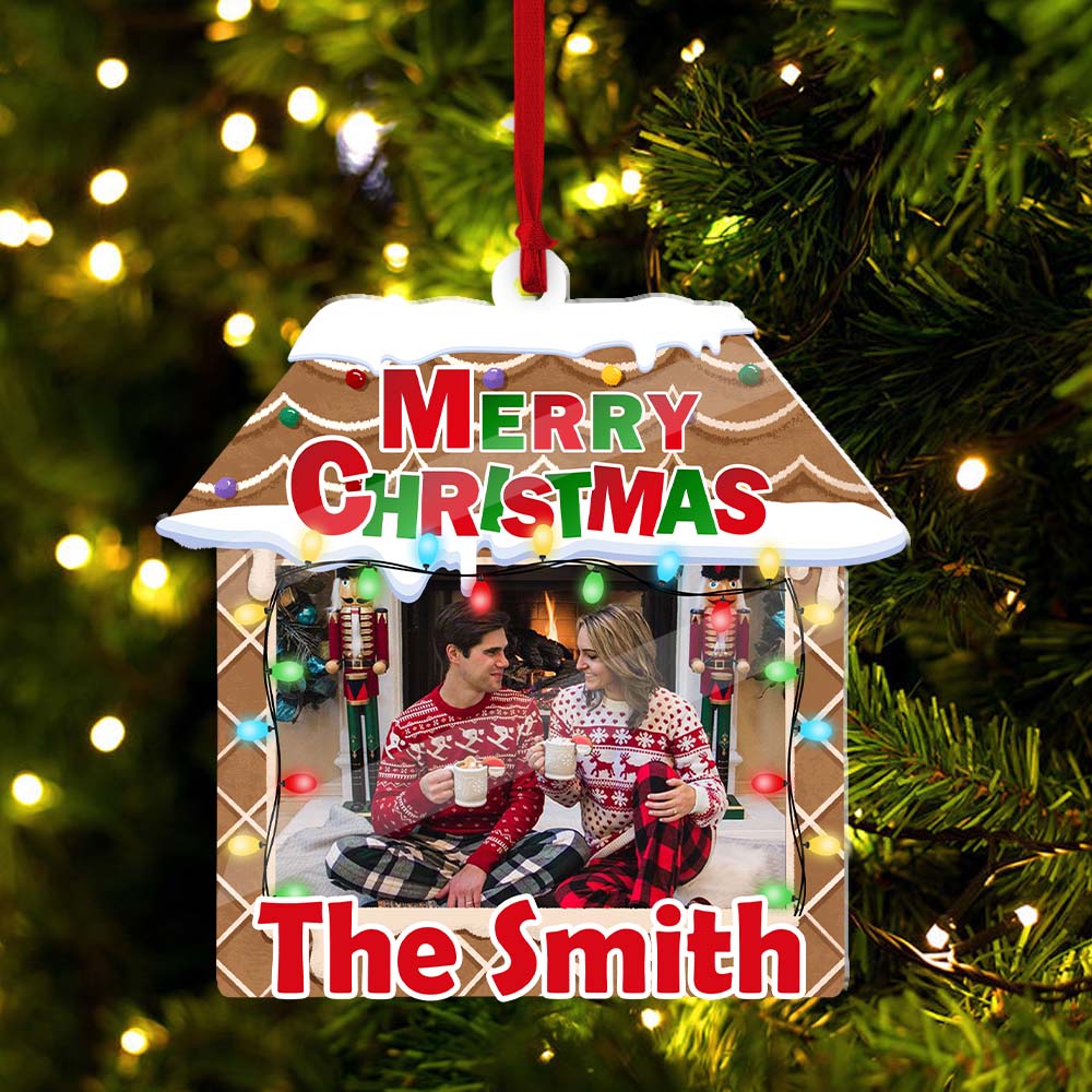 Blisscorners Merry Christmas Family - Custom Photo And Family Name, Personalized Acrylic Ornament - Gift For Christmas2D Flat LM2111