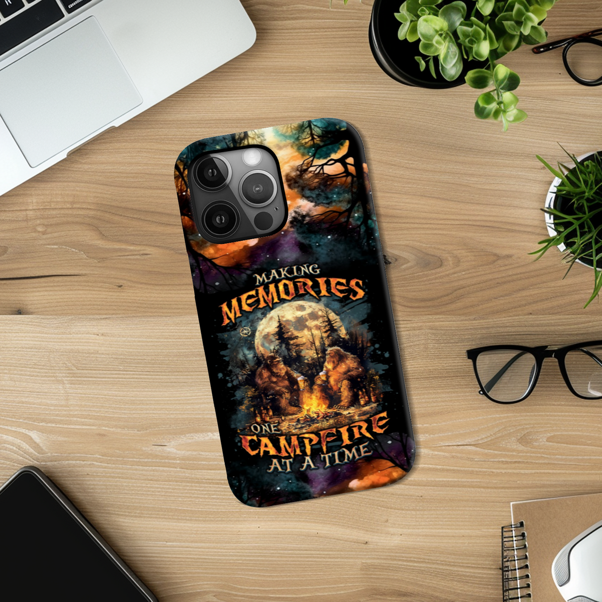 BLISSCORNERS MAKING MEMORIES ONE CAMPFIRE AT A TIME BIGFOOT PHONE CASE