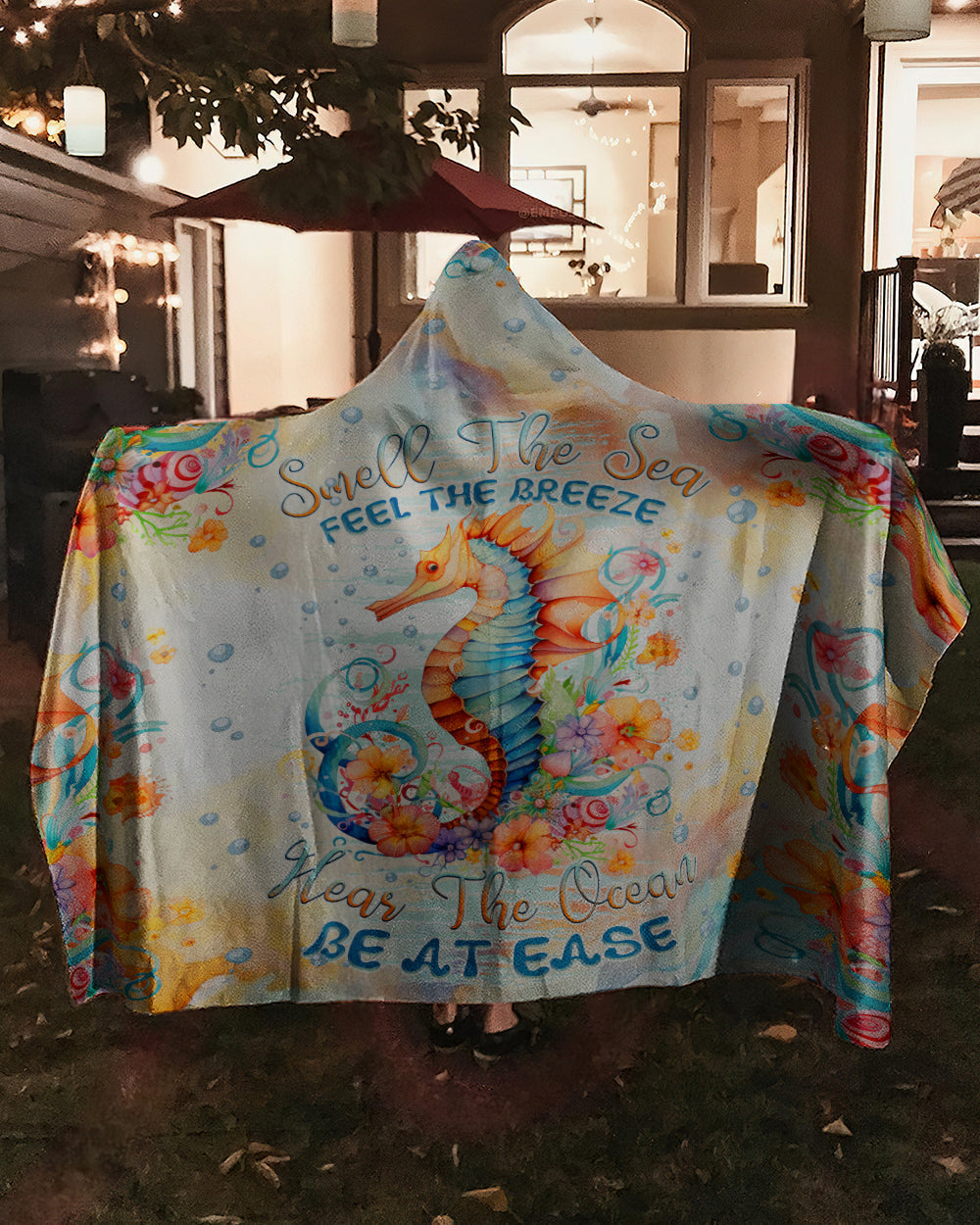BLISSCORNERS SMELL THE SEA FEEL THE BREEZE SEAHORSE SHERPA BLANKET HOODIE