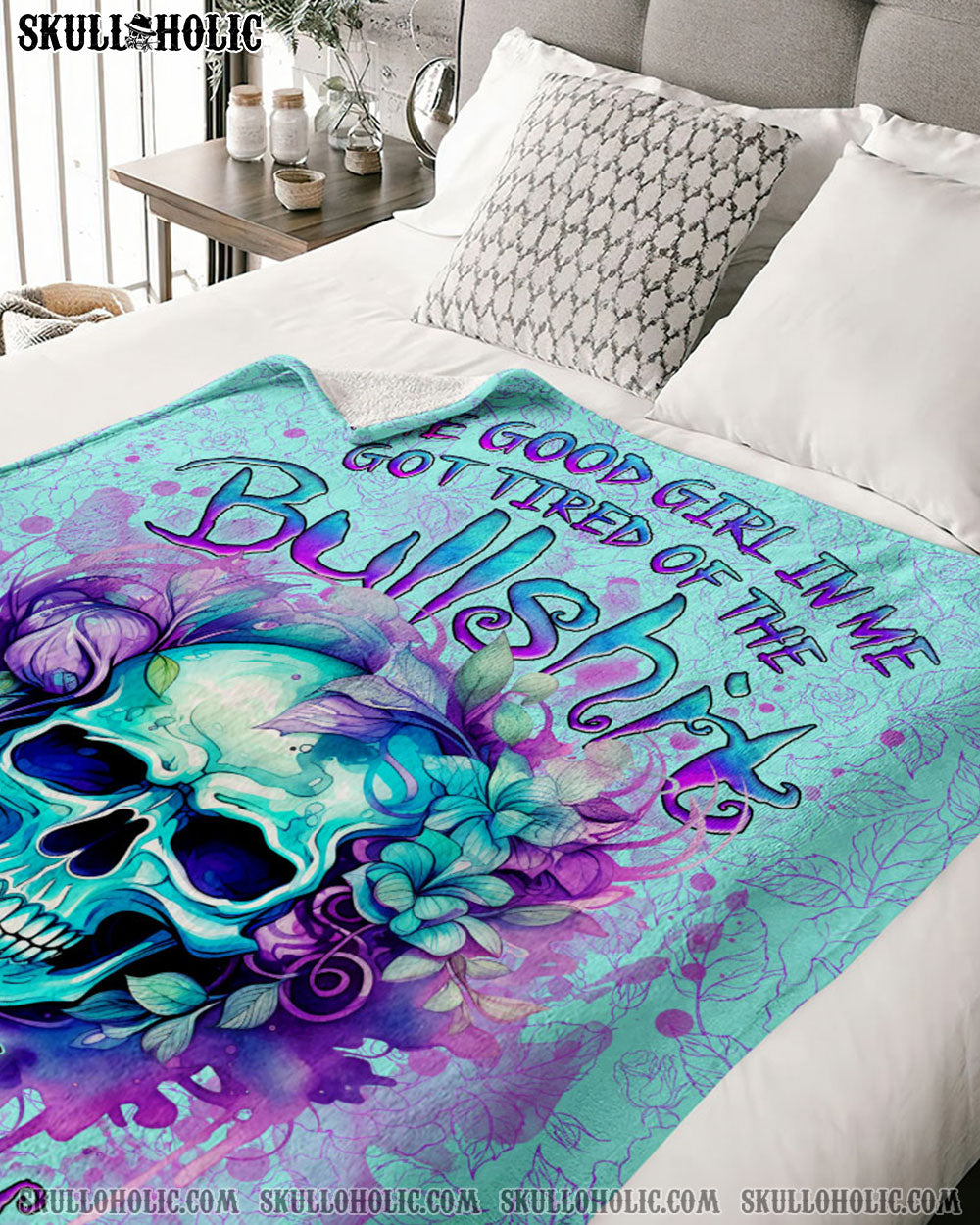 BLISSCORNERS THE GOOD GIRL IN ME WOVEN AND FLEECE BLANKET