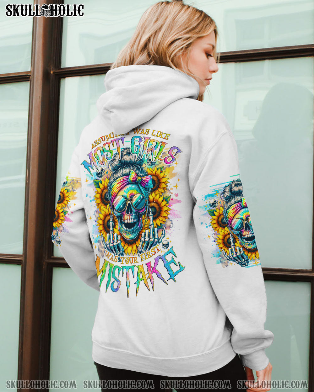 BLISSCORNERS THE GOOD GIRL IN ME MESSY BUN SUNFLOWER ALL OVER PRINT