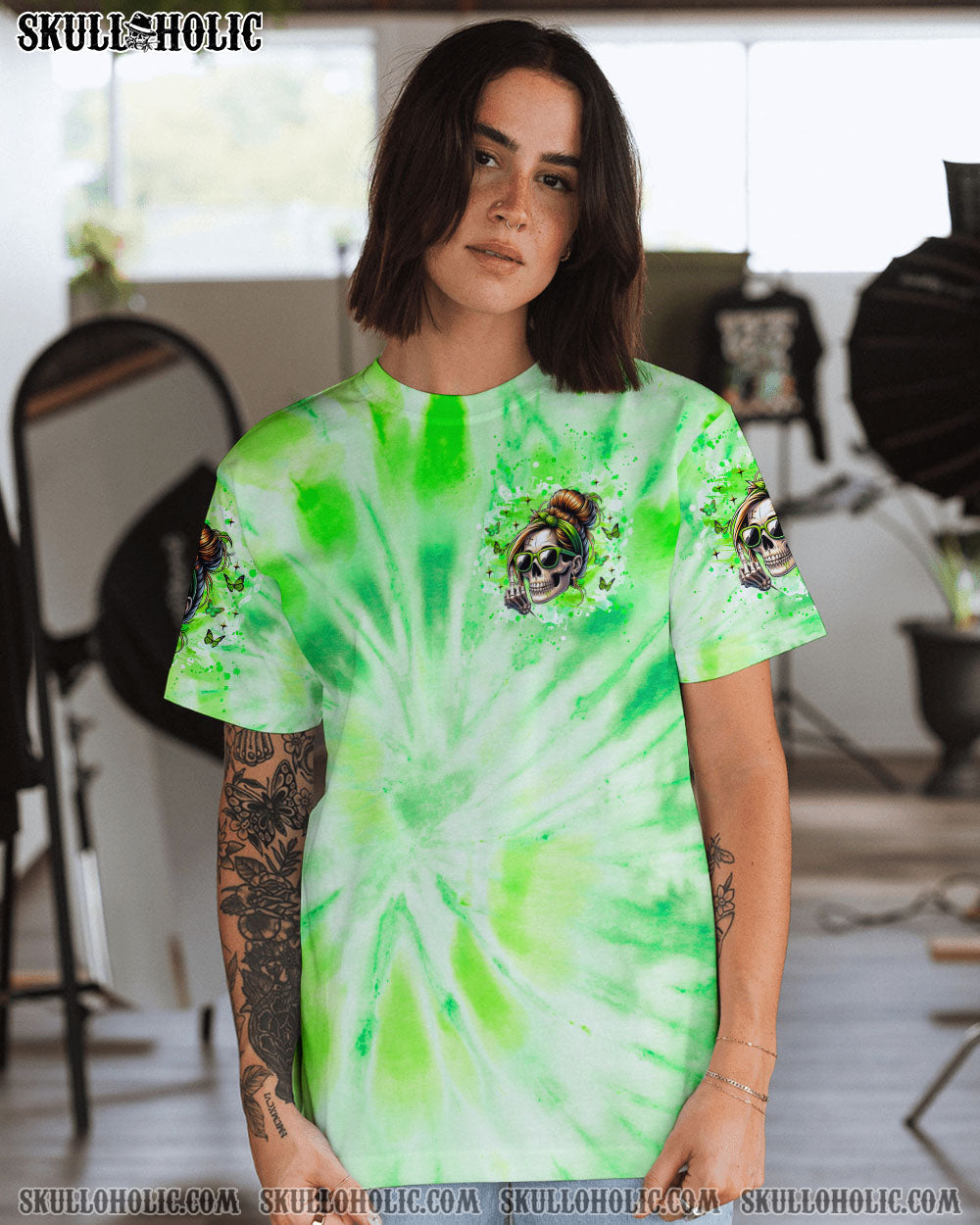 BLISSCORNERS I'M THE QUEEN SKULL MESSY BUN ALL OVER PRINT