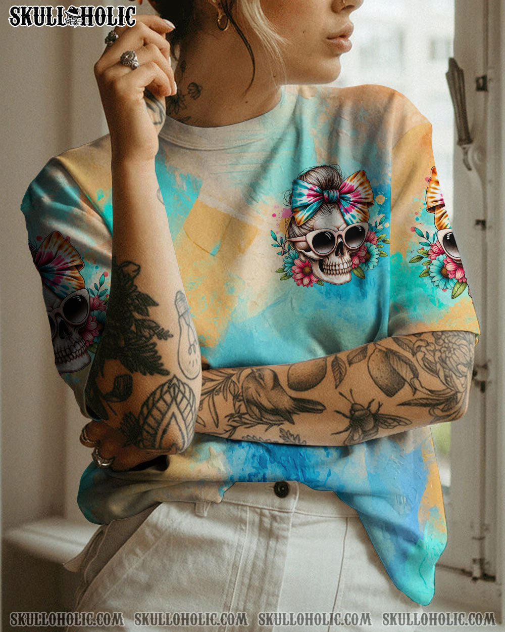 BLISSCORNERS THE GOOD GIRL IN ME MESSY BUN ALL OVER PRINT