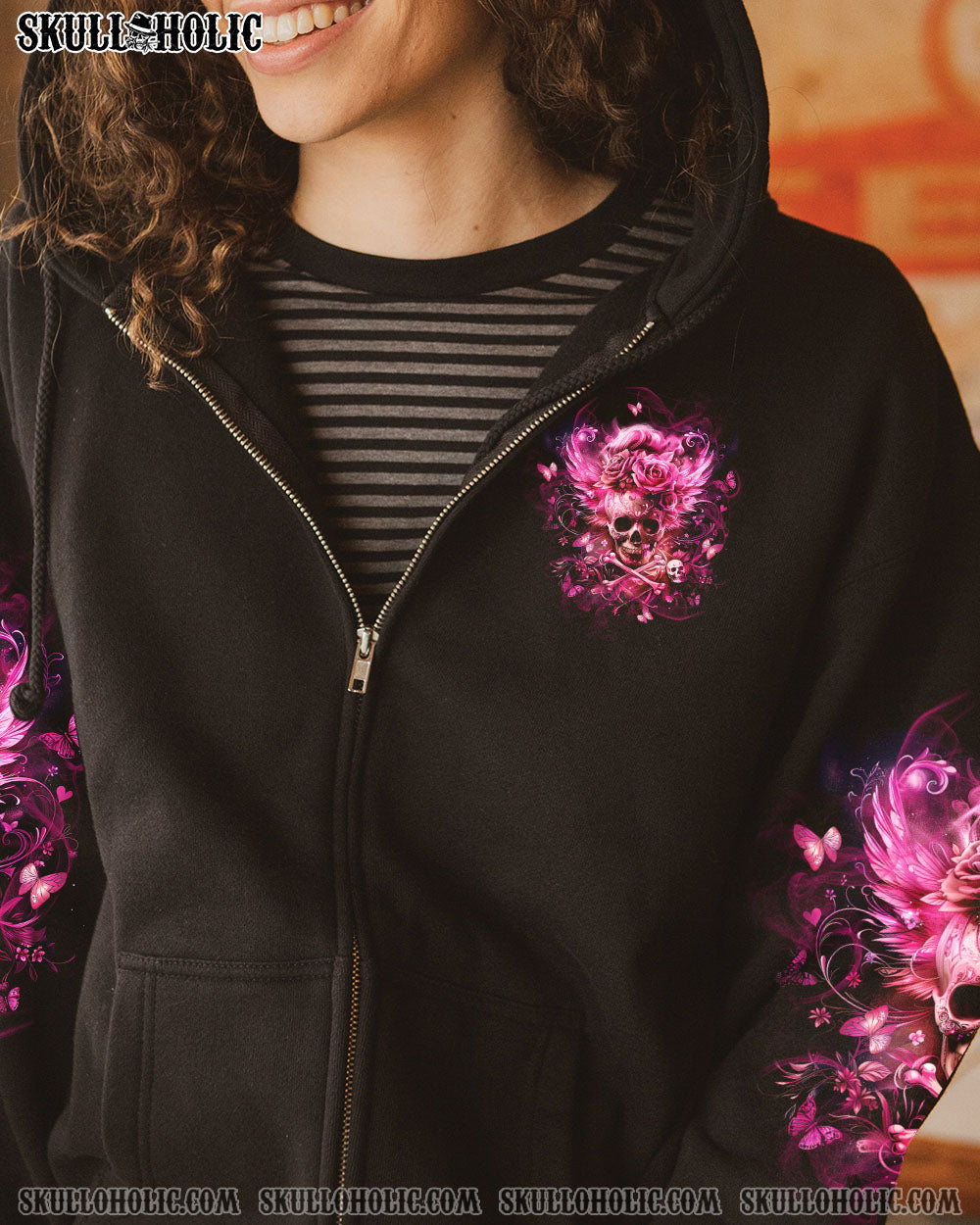 BLISSCORNERS THE GOOD GIRL IN ME MESSY BUN ALL OVER PRINT