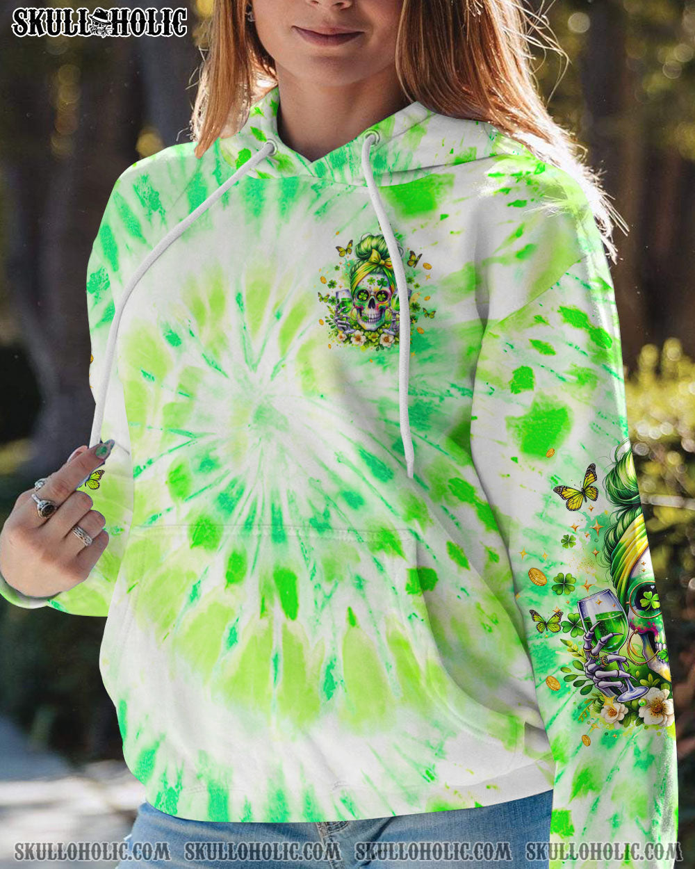 BLISSCORNERS ONE LUCKY MAMA MESSY BUN SKULL PATRICK'S DAY ALL OVER PRINT