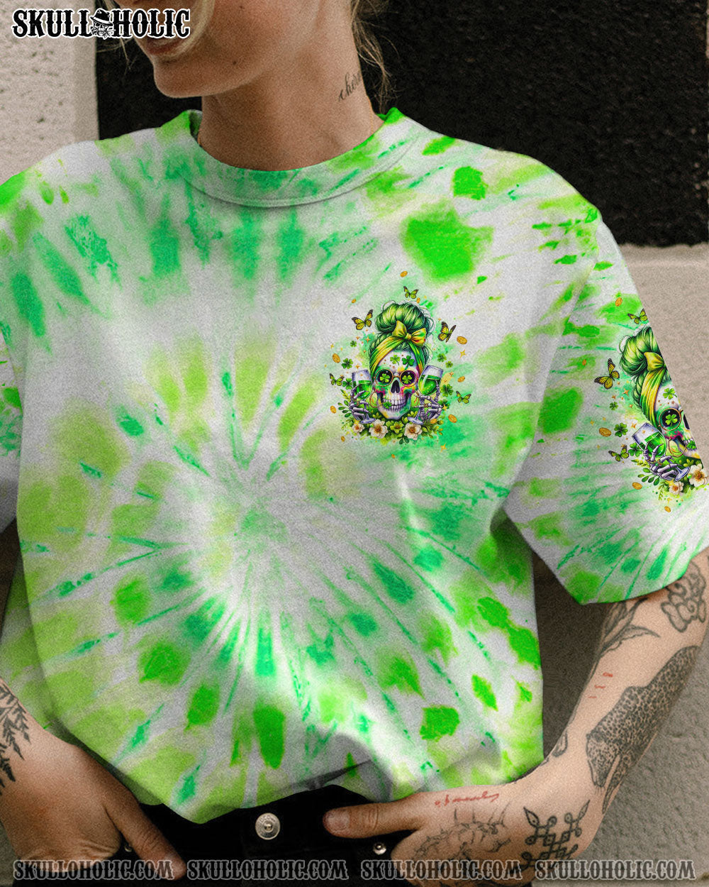 BLISSCORNERS ONE LUCKY MAMA MESSY BUN SKULL PATRICK'S DAY ALL OVER PRINT