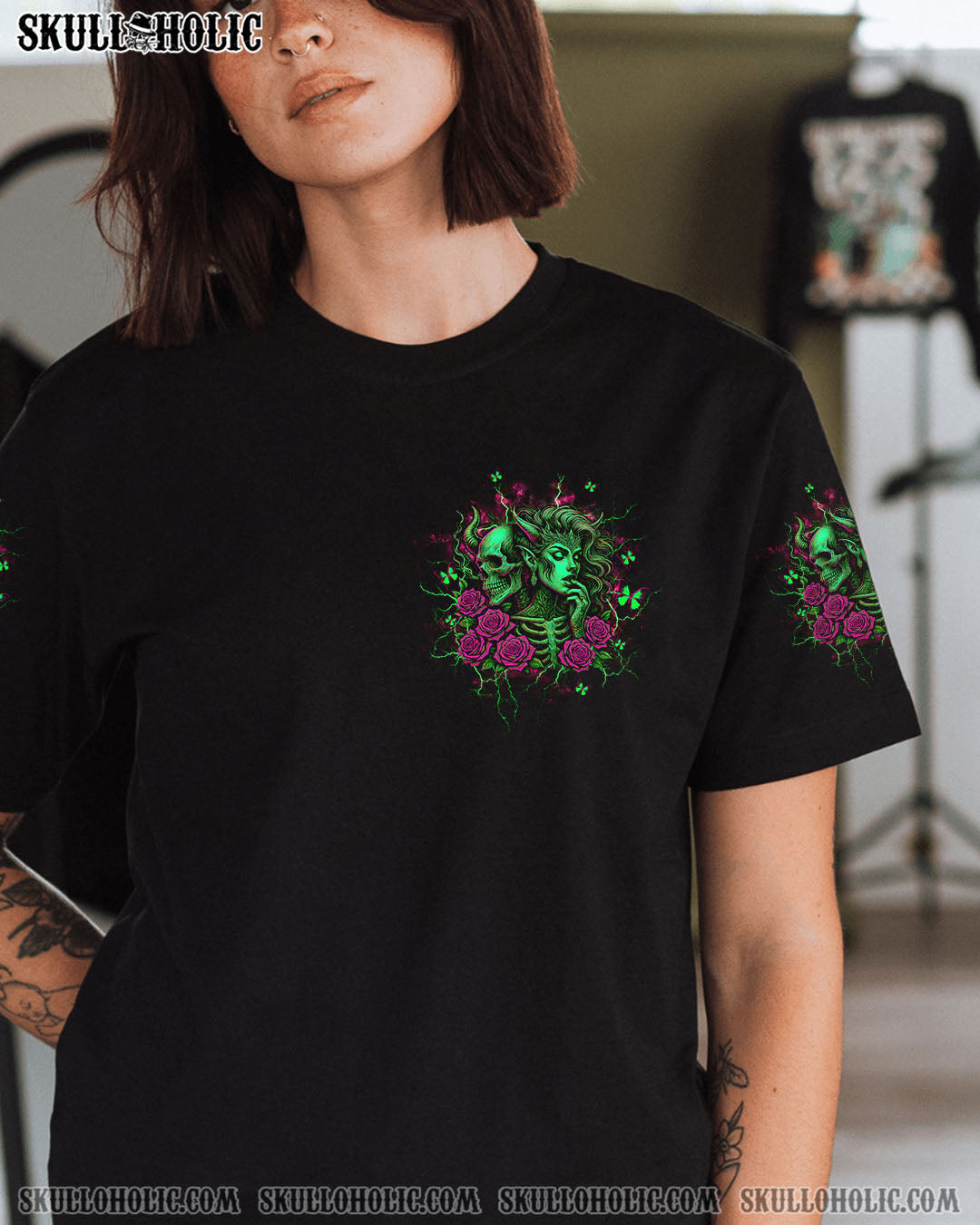 BLISSCORNERS I'M NEVER ALONE SKULL DEMON LADY ALL OVER PRINT