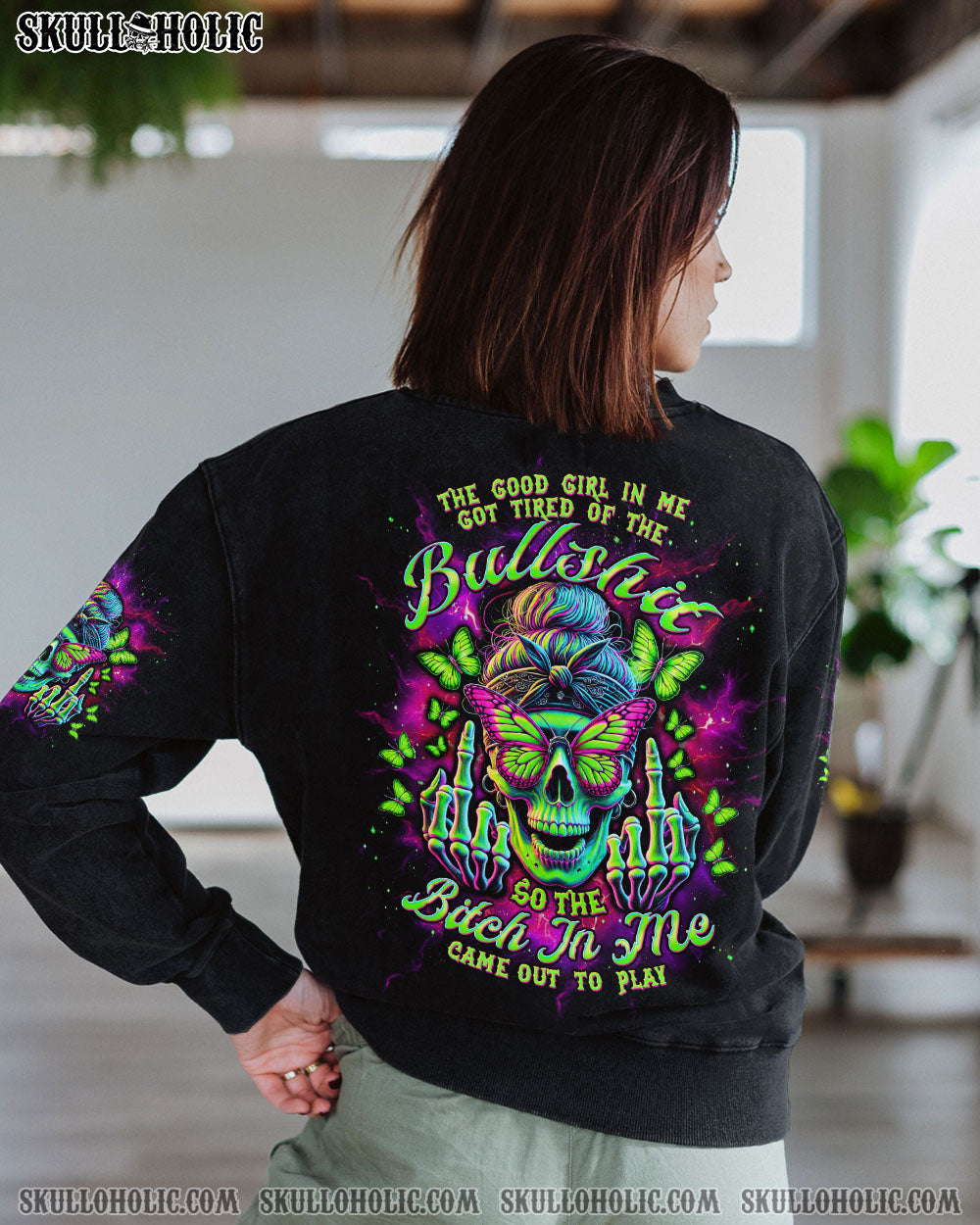 BLISSCORNERS THE GOOD GIRL IN ME MESSY BUN SKULL ALL OVER PRINT
