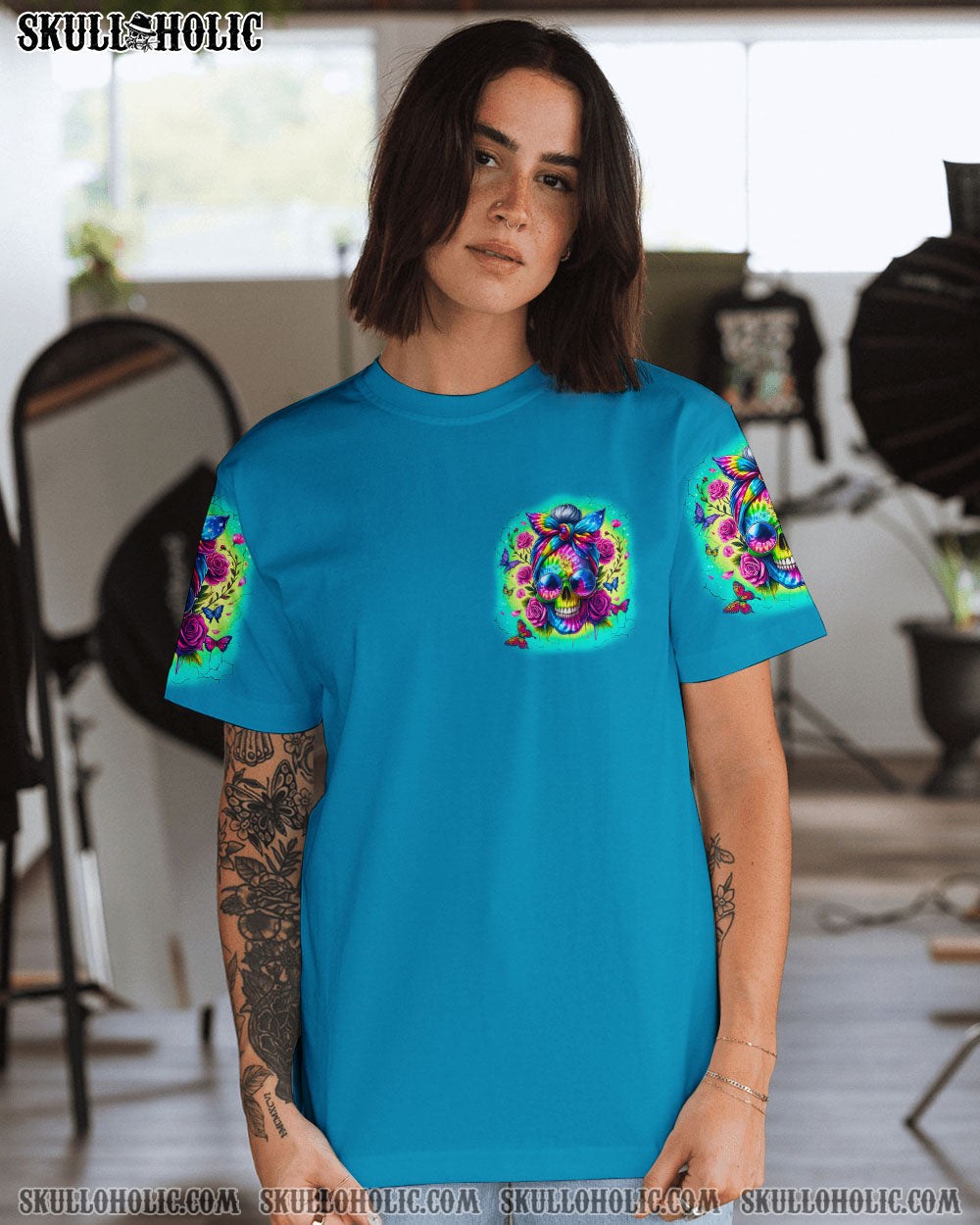 BLISSCORNERS THE GOOD GIRL IN ME MESSY BUN TIE DYE ALL OVER PRINT