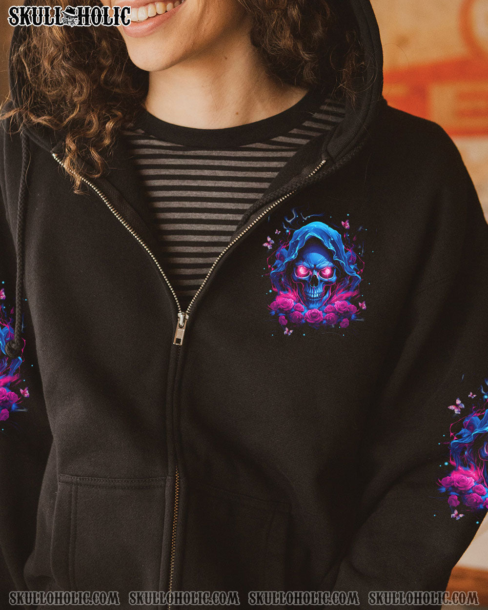 BLISSCORNERS THE GOOD GIRL IN ME ALL OVER PRINT