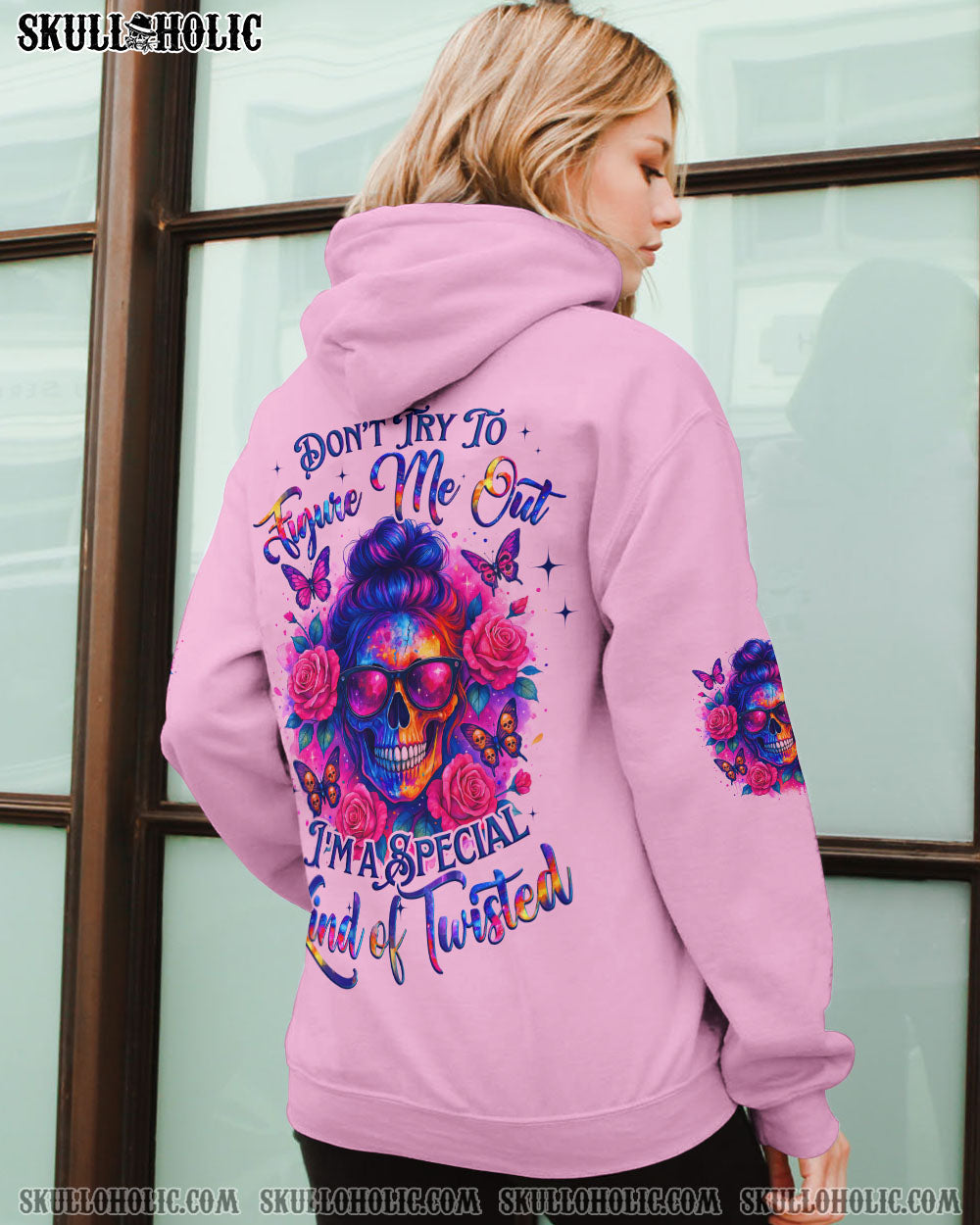 BLISSCORNERS I'M NOT JUST A MOM MESSY BUN ALL OVER PRINT