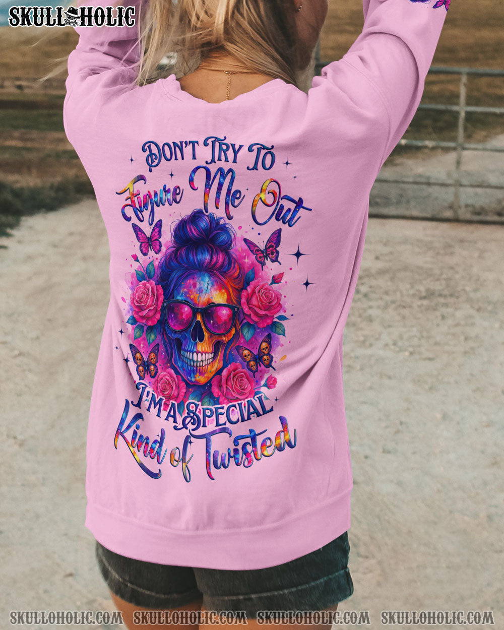 BLISSCORNERS I'M NOT JUST A MOM MESSY BUN ALL OVER PRINT