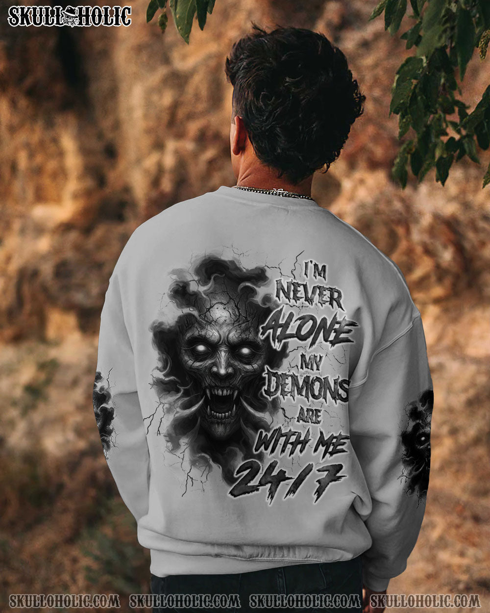BLISSCORNERS I'M NEVER ALONE ALL OVER PRINT
