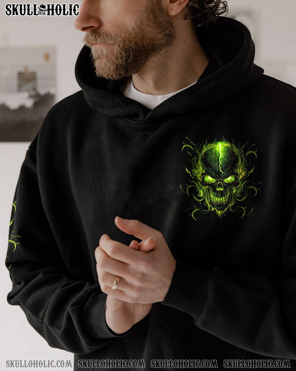 BLISSCORNERS LOYALTY MAKES YOU FAMILY SKULL ALL OVER PRINT