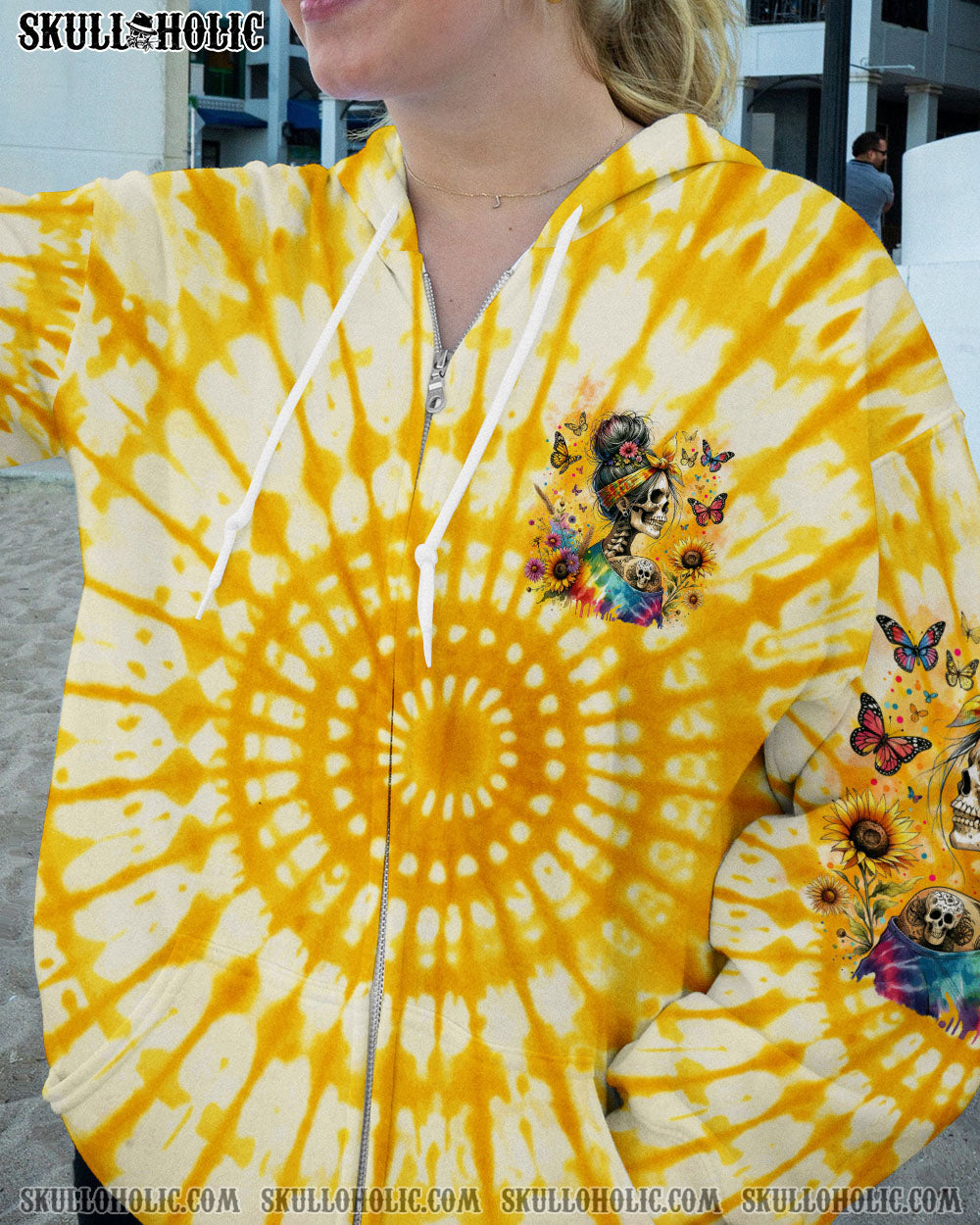 BLISSCORNERS SHE IS SUNSHINE MESSY BUN ALL OVER PRINT