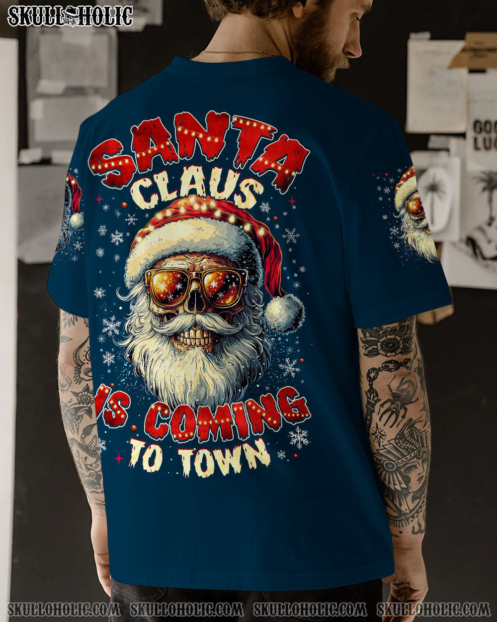 BLISSCORNERS SANTA CLAUS IS COMING SKULL CHRISTMAS ALL OVER PRINT