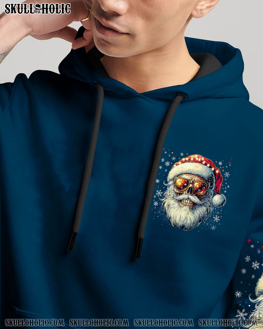 BLISSCORNERS SANTA CLAUS IS COMING SKULL CHRISTMAS ALL OVER PRINT